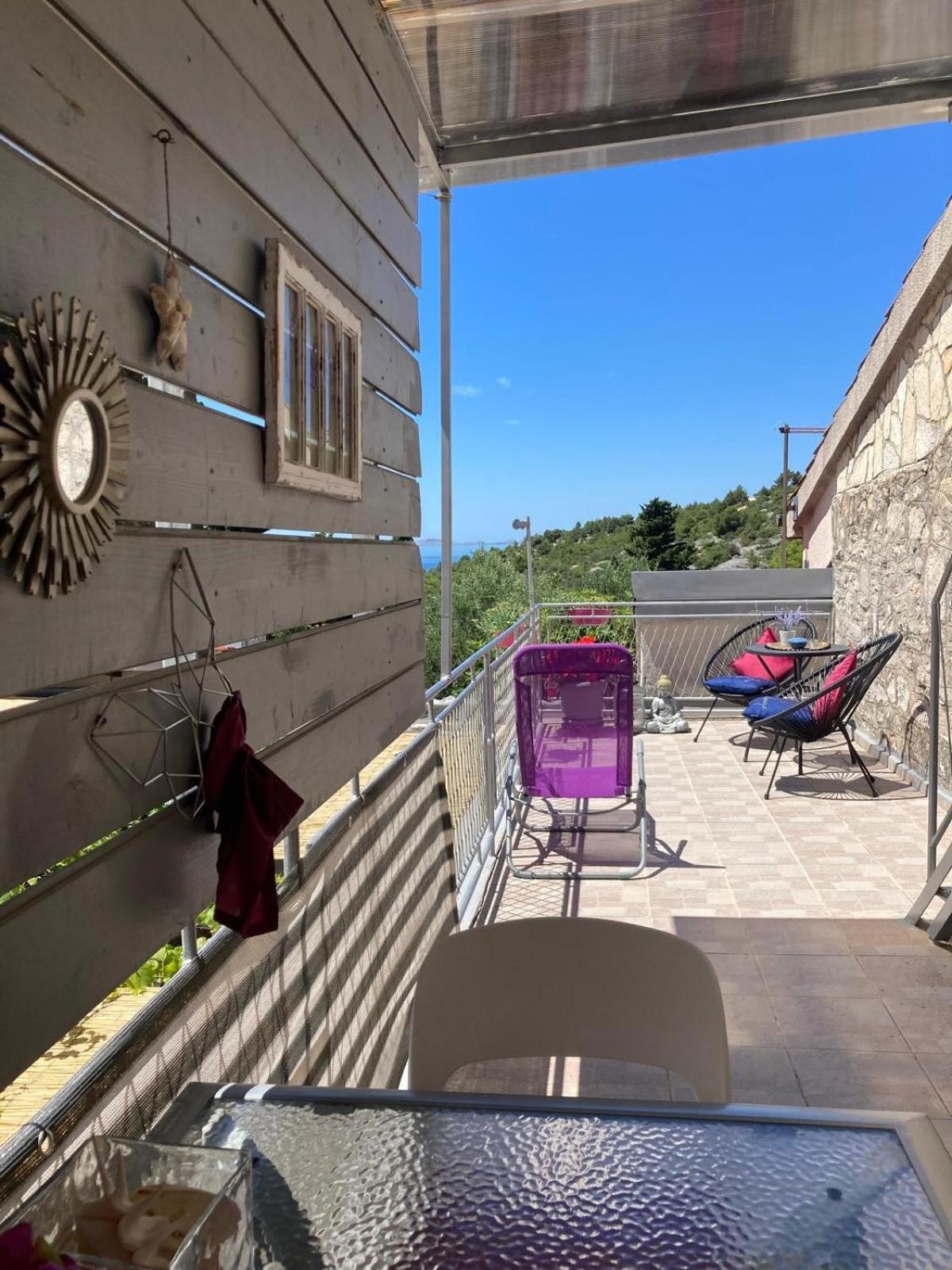 Apartments Lavandis Murter Exterior photo